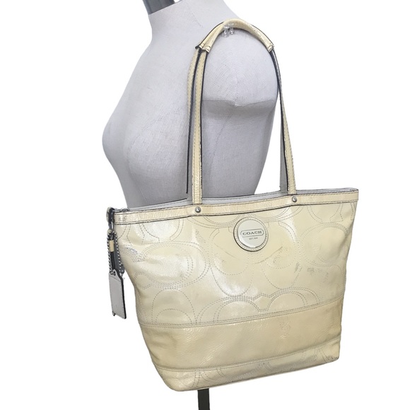 COACH Shoulder Hand Bag Light Yellow Women No. K1120 - F15142 - Picture 7 of 10